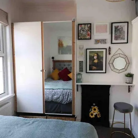 Quirky Central House *